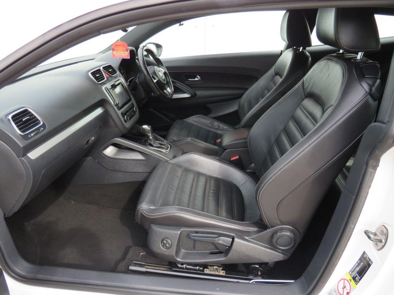Volkswagen Scirocco - Image 9