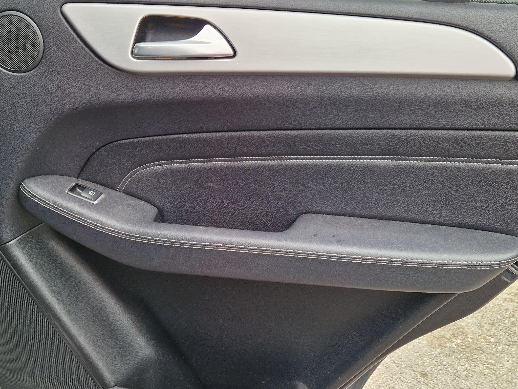 Mercedes M Class - Image 48