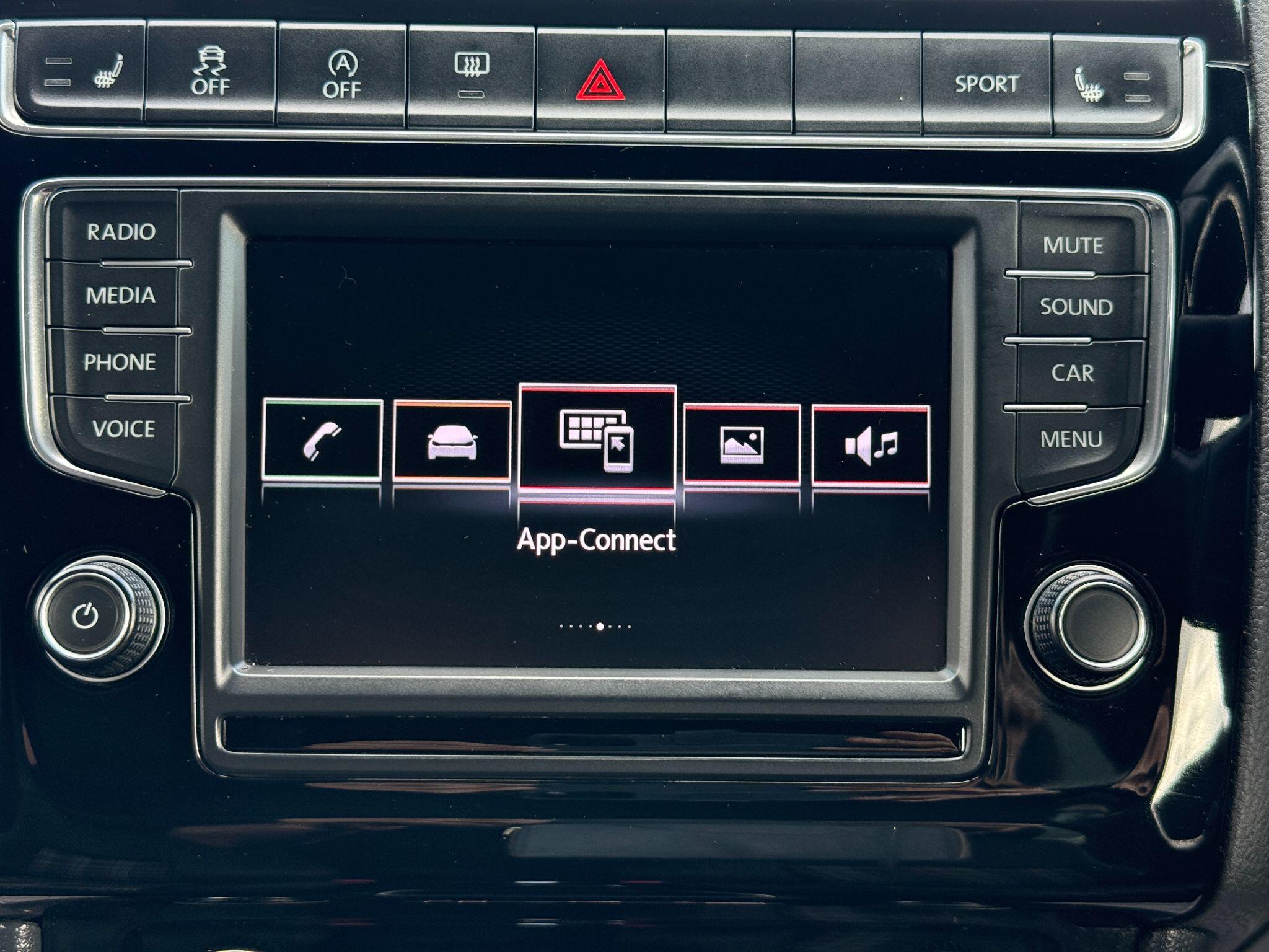 Volkswagen Polo - Image 41