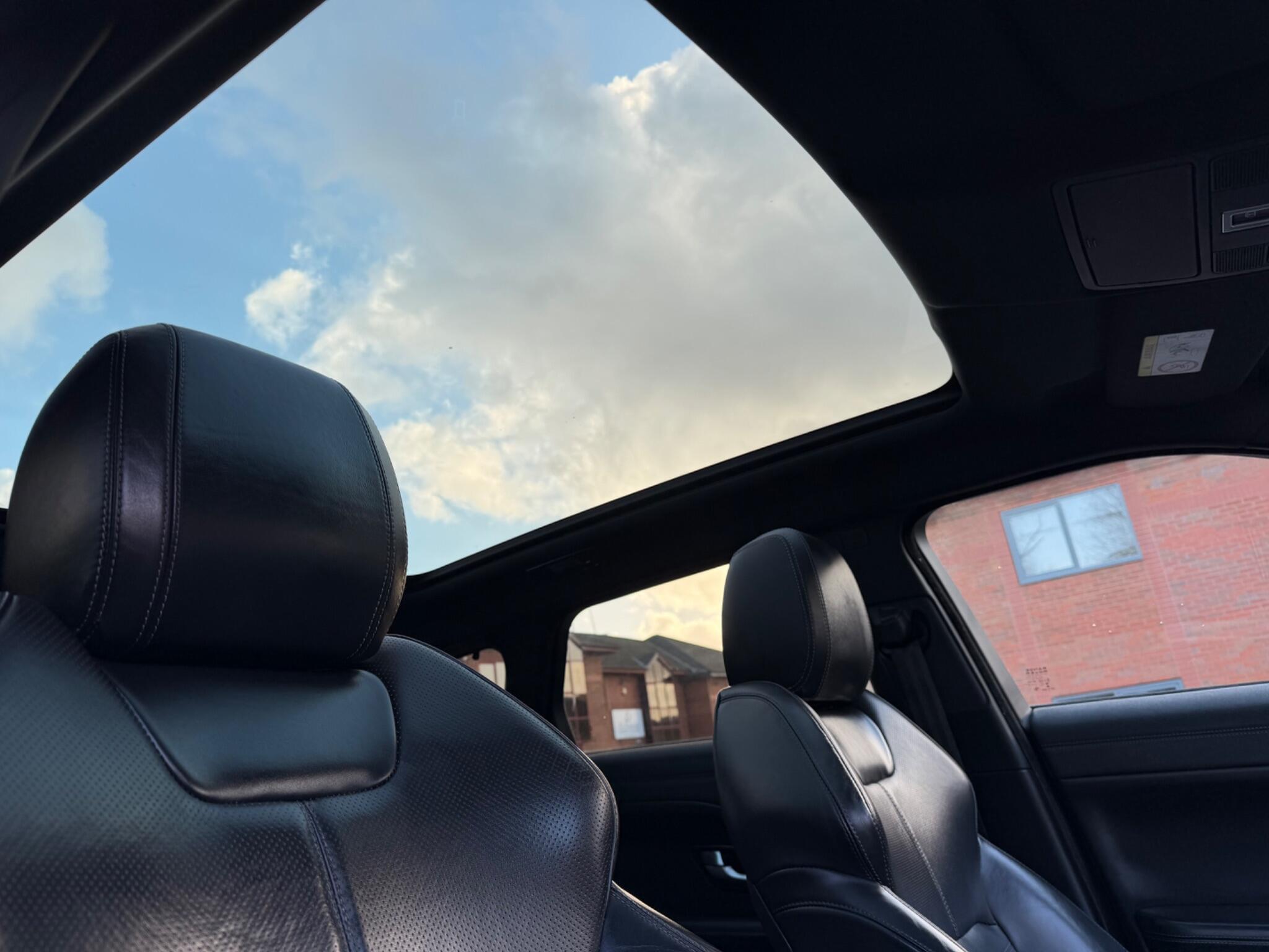 Land Rover Range Rover Evoque - Image 29