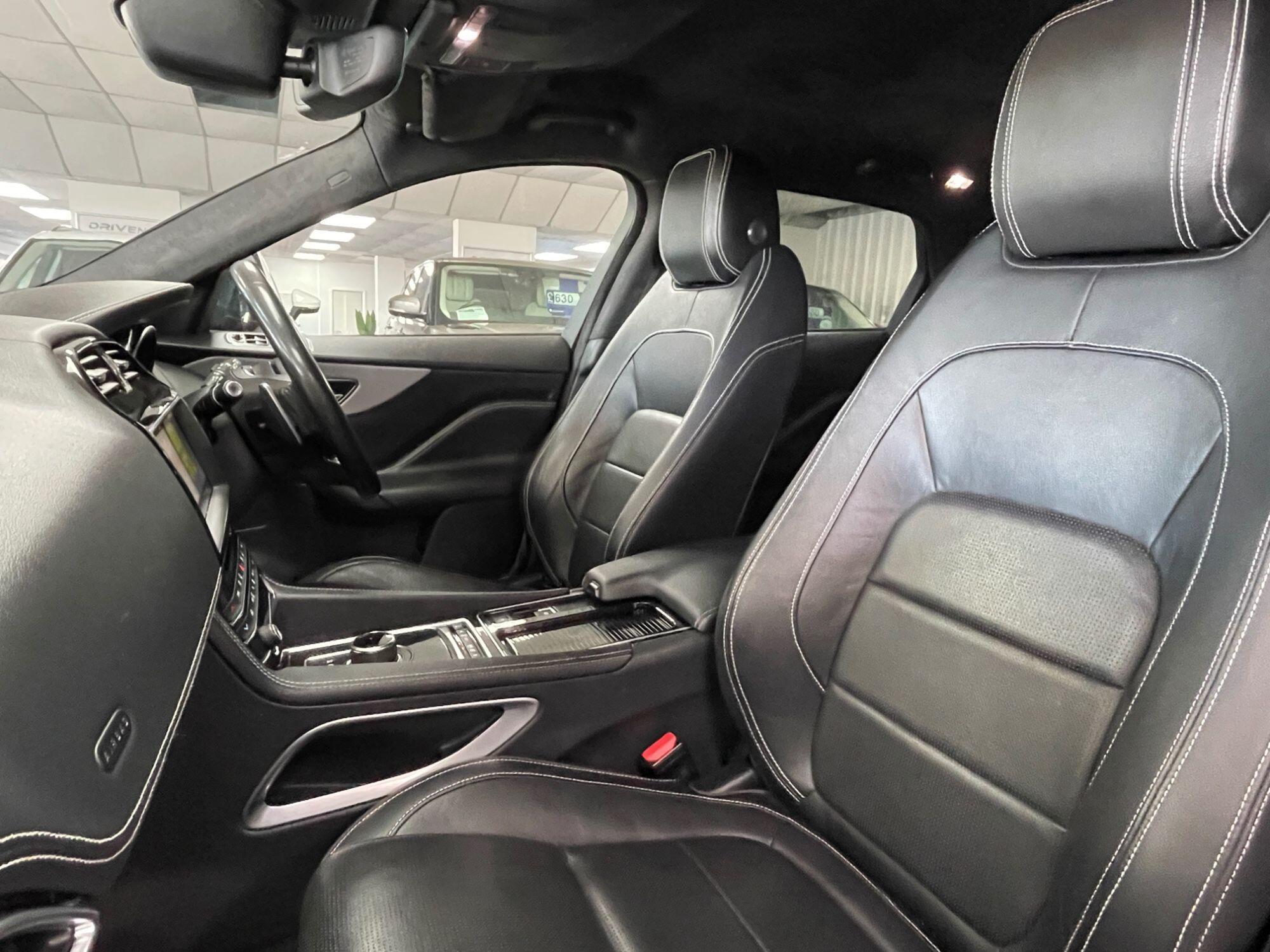 Jaguar F-Pace - Image 33