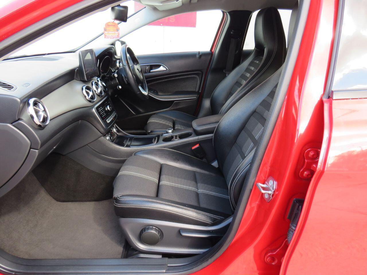 Mercedes-benz GLA - Image 9
