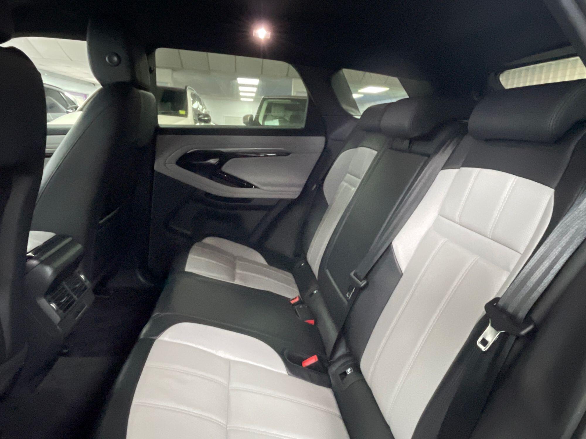 Land Rover Range Rover Evoque - Image 28