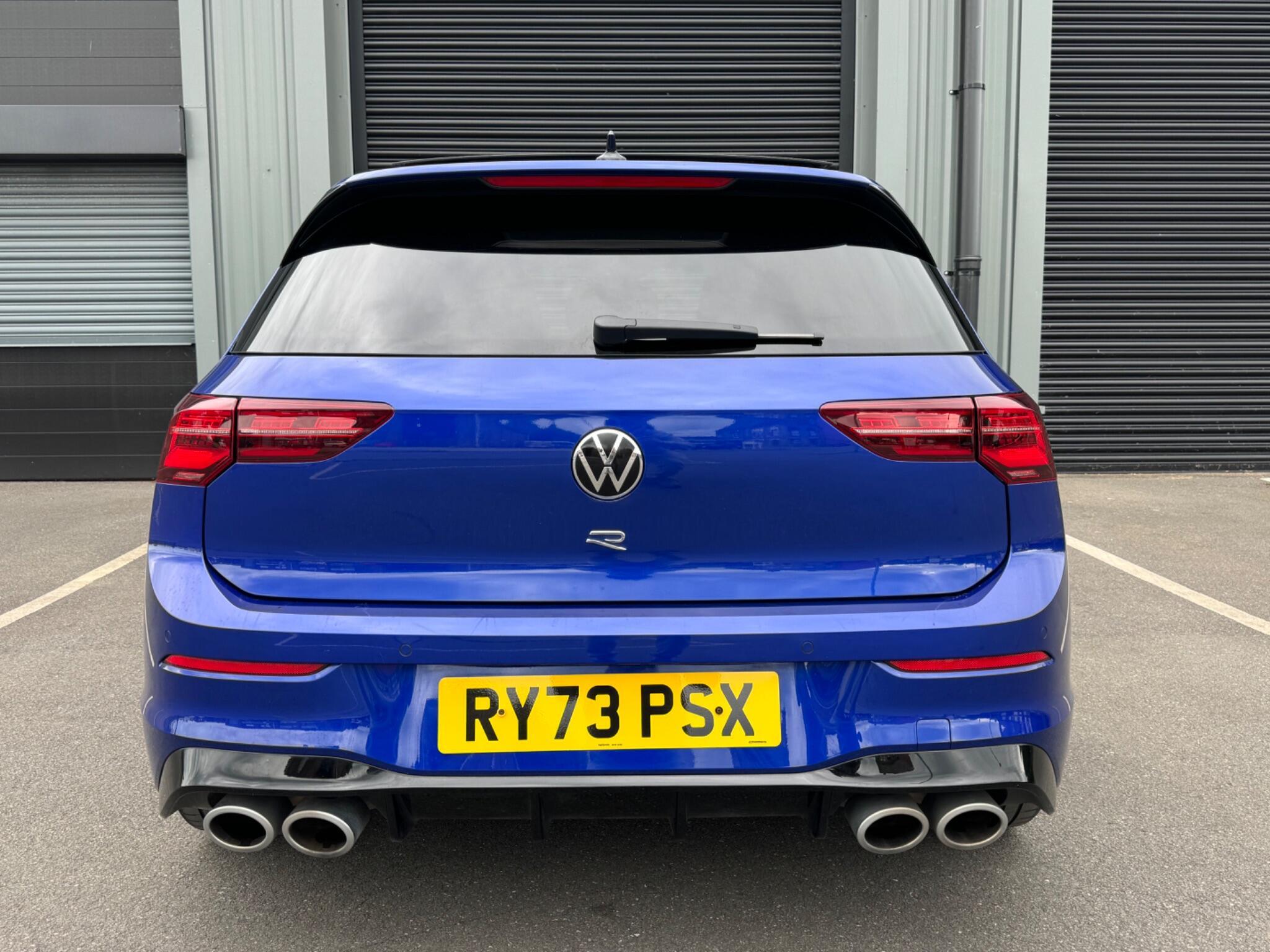 Volkswagen Golf - Image 12