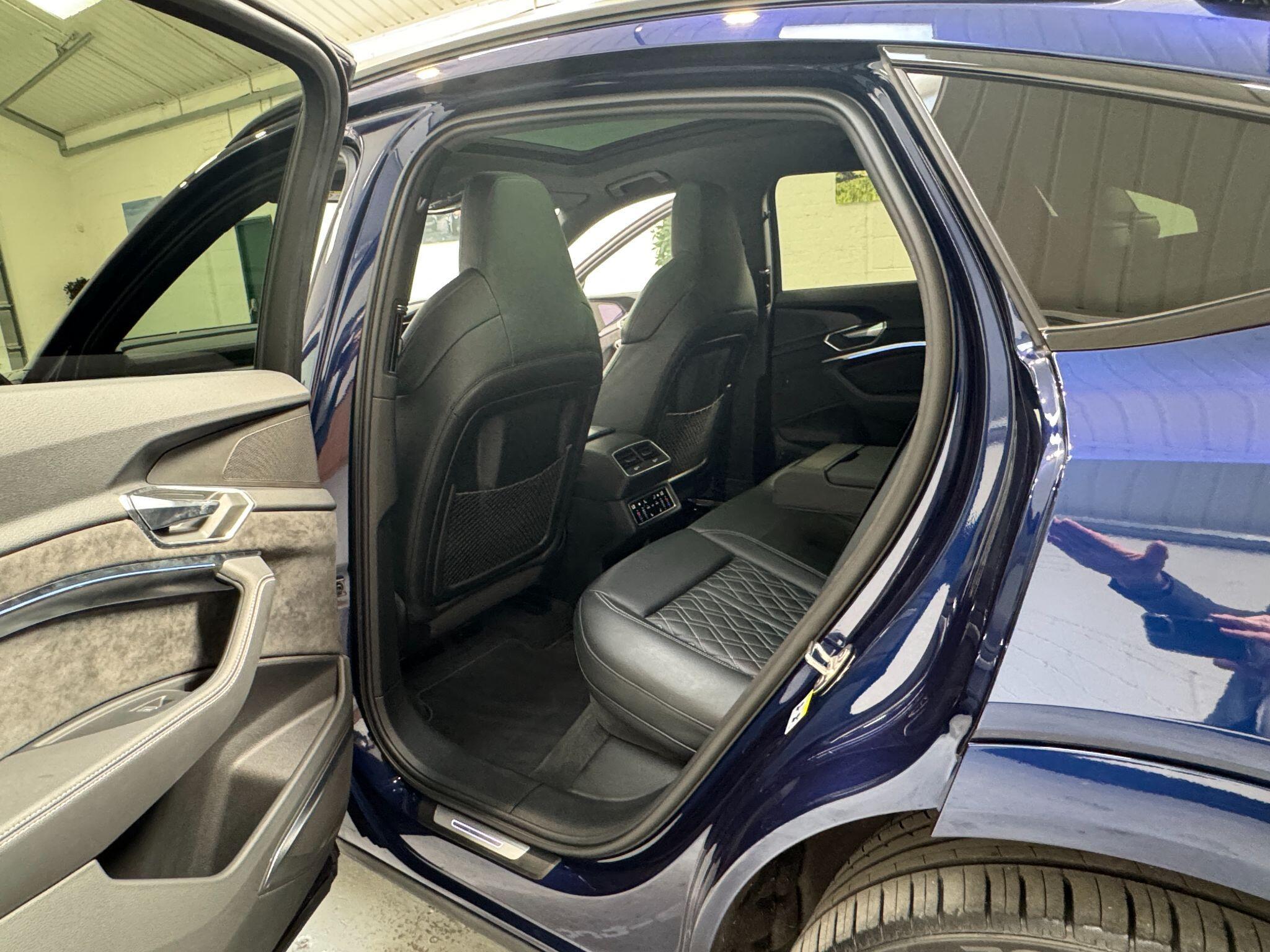 Audi E-Tron - Image 68