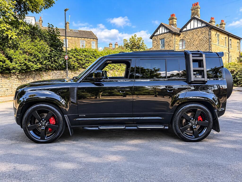 Land Rover Defender 110 - Image 5