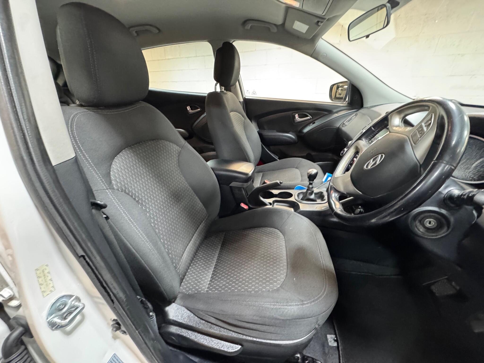 Hyundai ix35 - Image 7