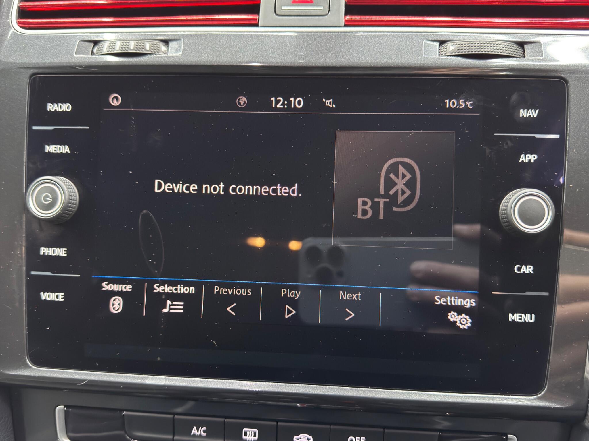 Volkswagen Golf - Image 29