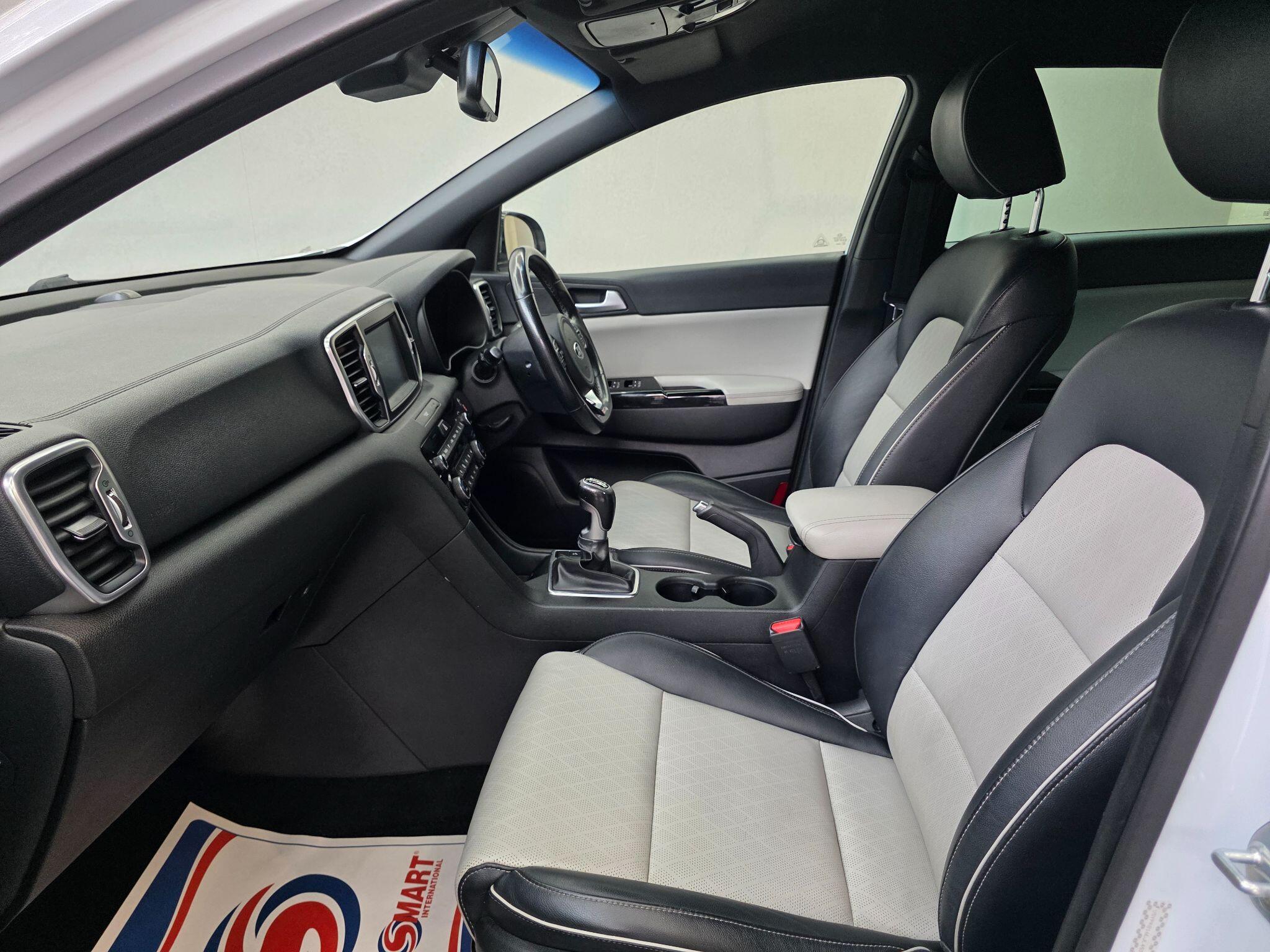 Kia Sportage - Image 17