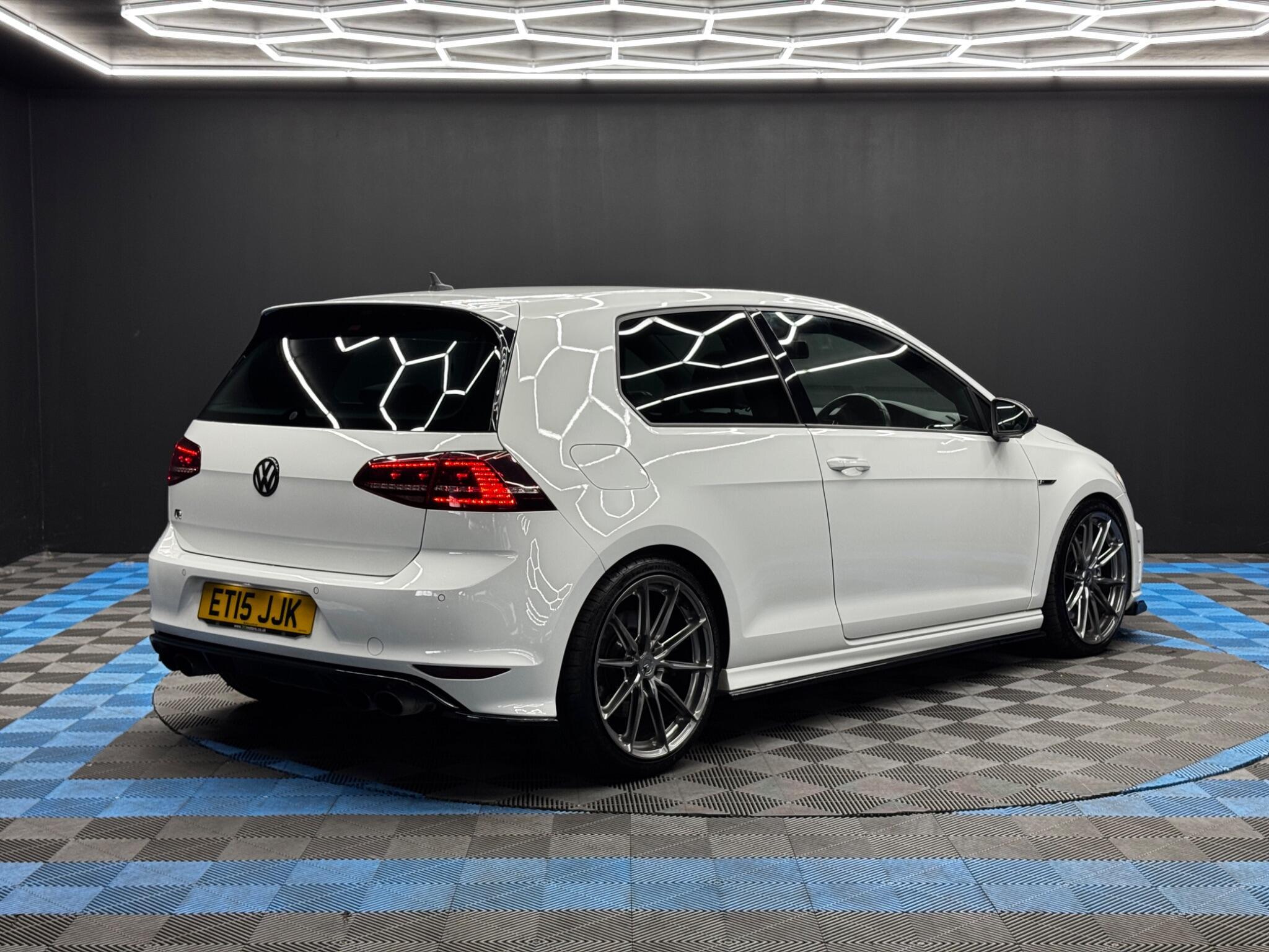 Volkswagen Golf - Image 5