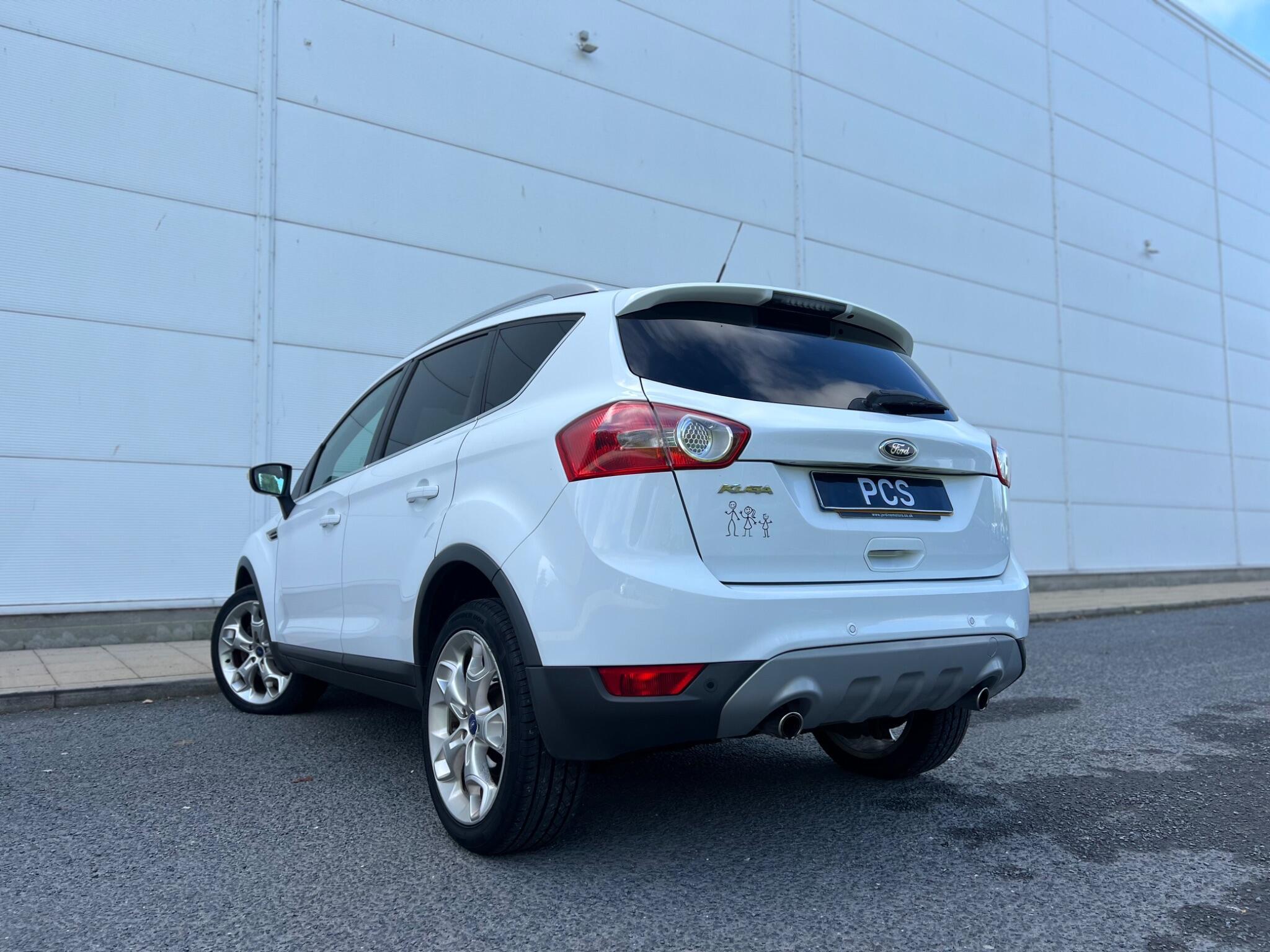 Ford Kuga - Image 11