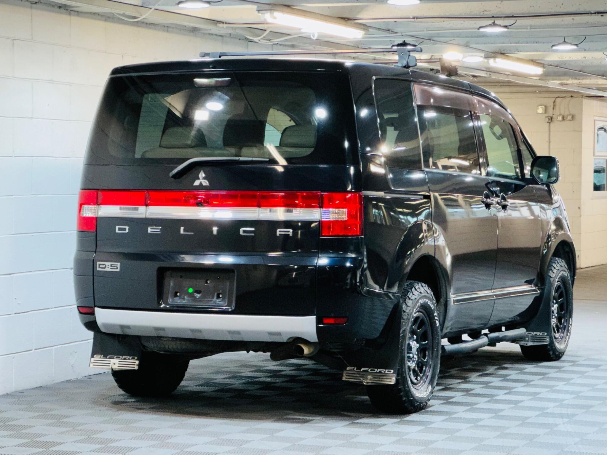 Mitsubishi Delica - Image 4