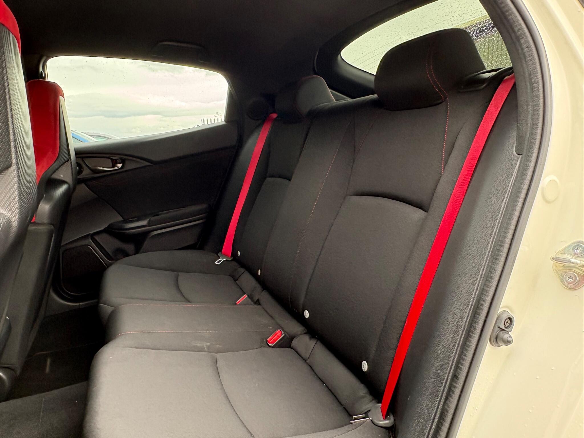 Honda Civic - Image 18
