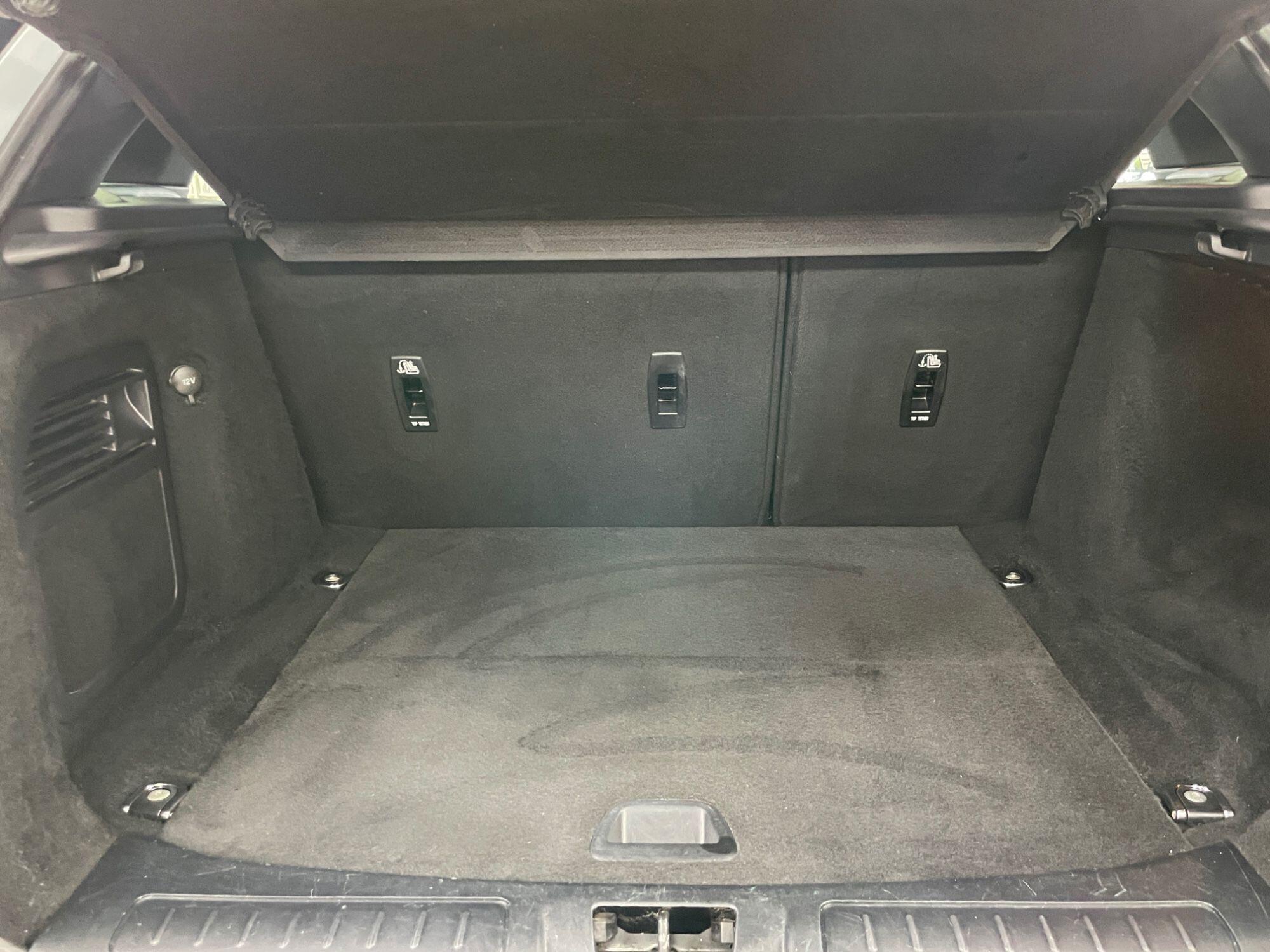 Land Rover Range Rover Evoque - Image 18