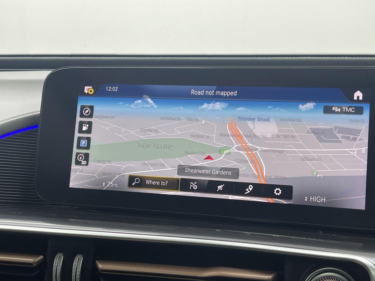 Mercedes-benz EQC - Image 9