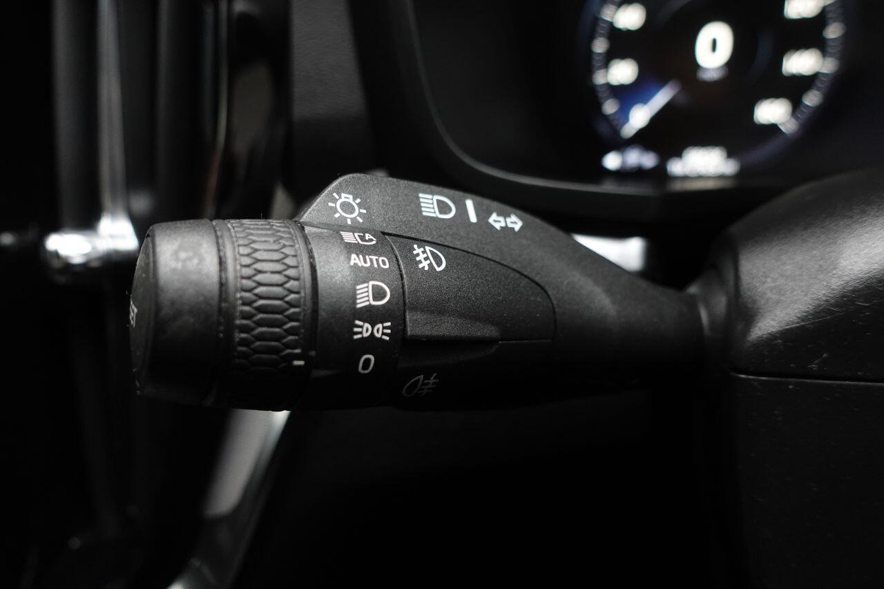 Volvo S60 - Image 48