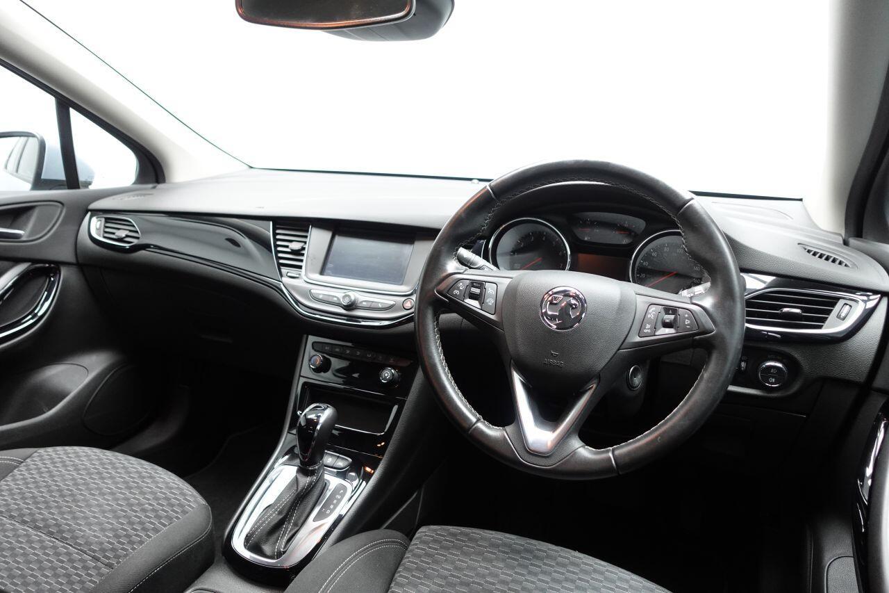 Vauxhall Astra - Image 14