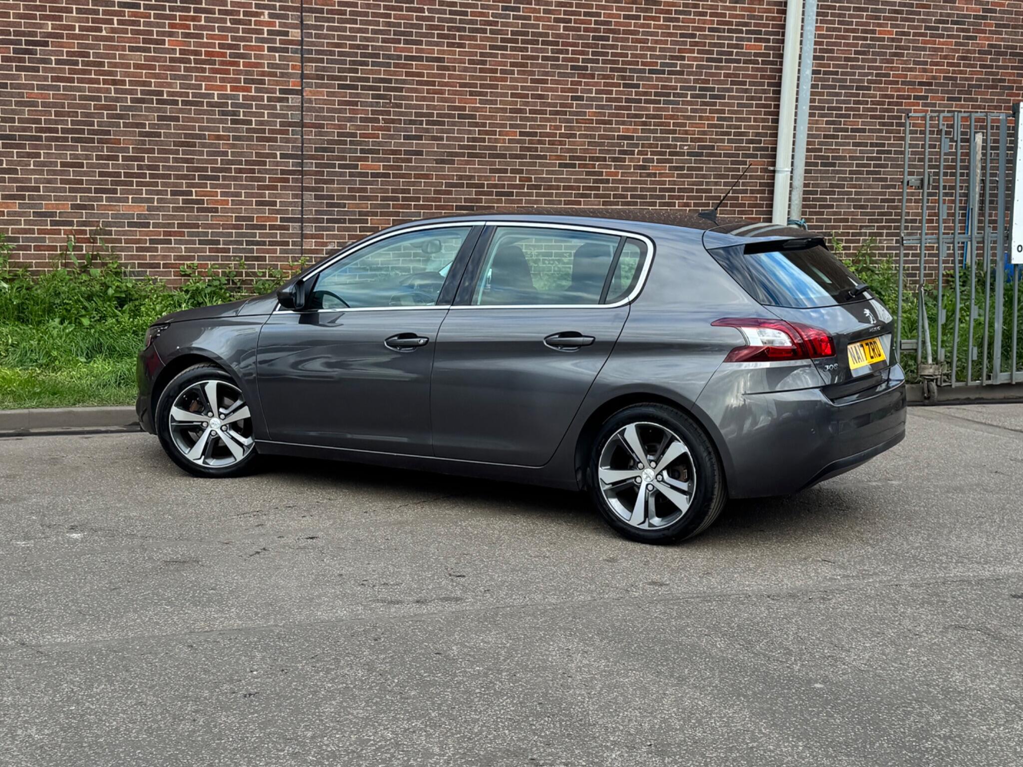 Peugeot 308 - Image 15