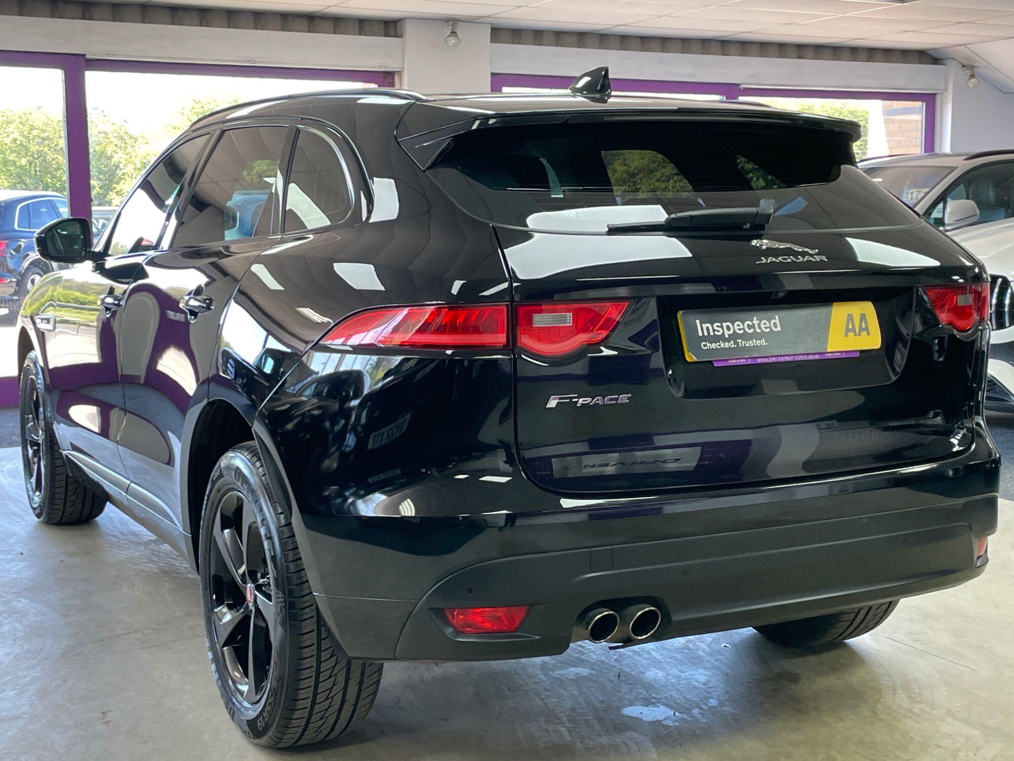 Jaguar F-Pace - Image 8