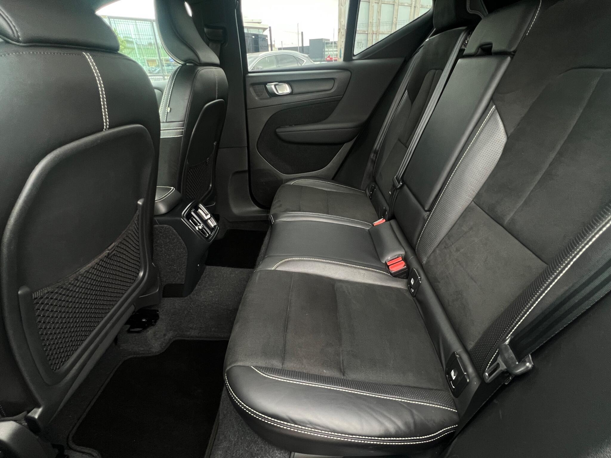 Volvo XC40 - Image 16