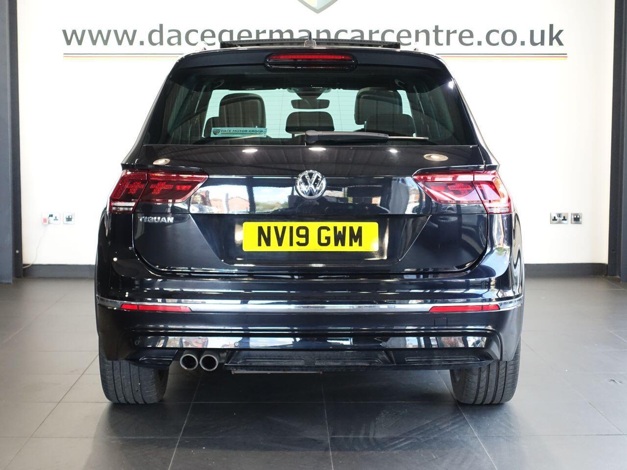 Volkswagen Tiguan - Image 8