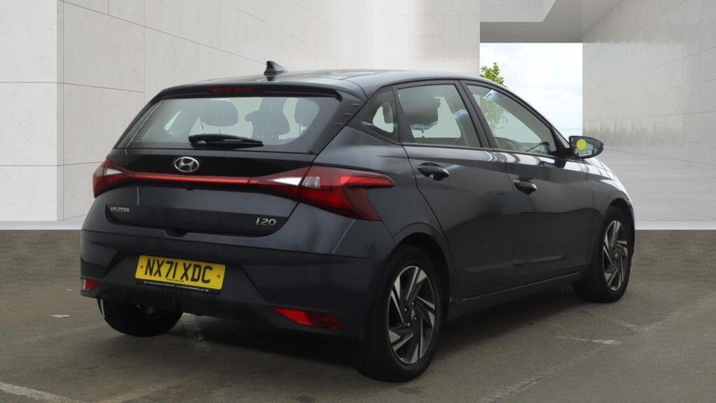 Hyundai i20 - Image 4