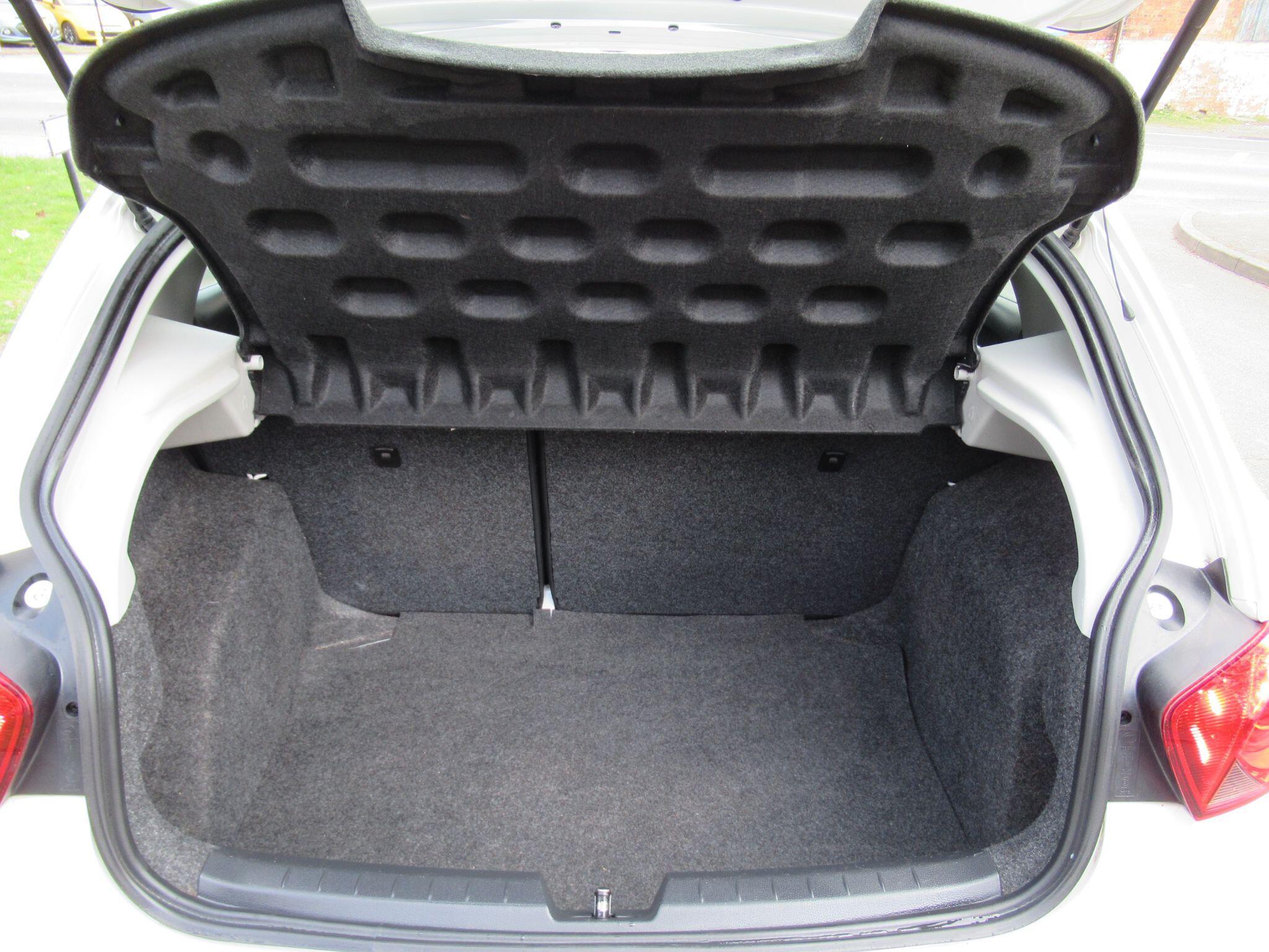 SEAT Ibiza - Image 17