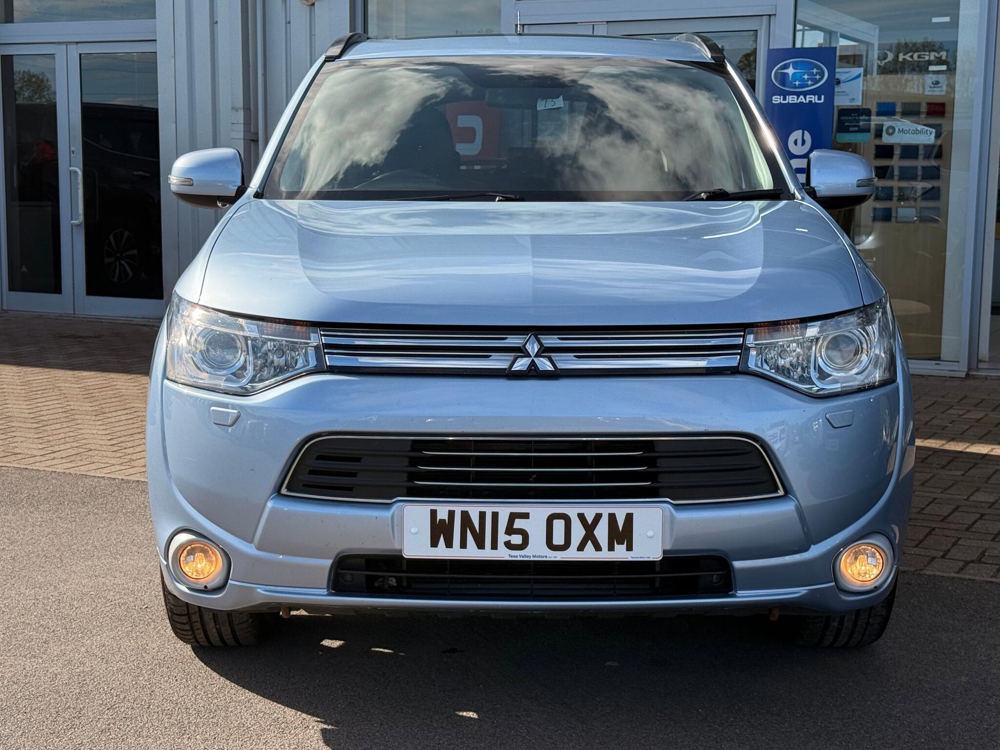 Mitsubishi Outlander - Image 2