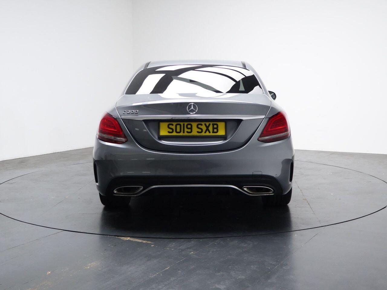 Mercedes-benz C-CLASS - Image 11