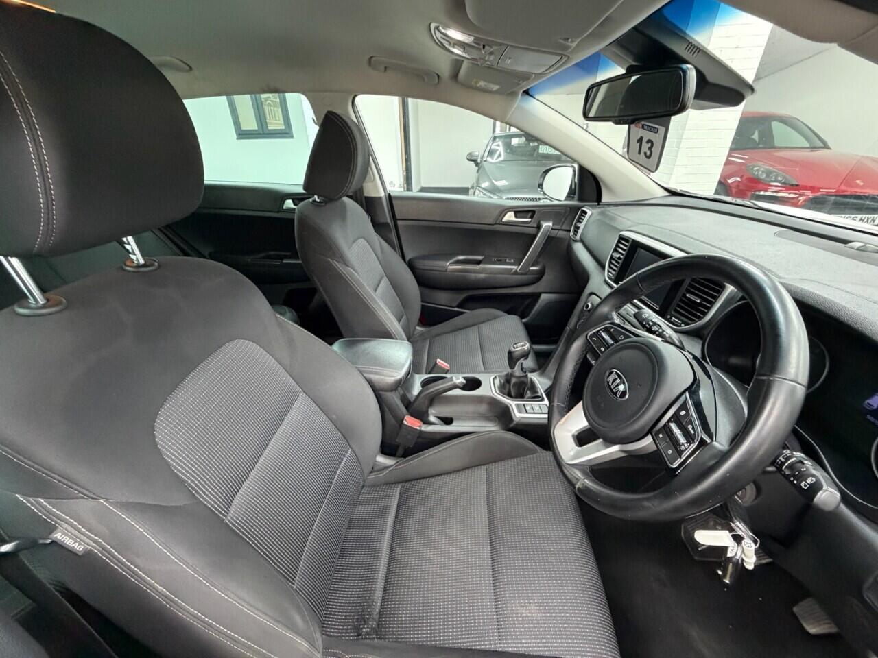 Kia Sportage - Image 16