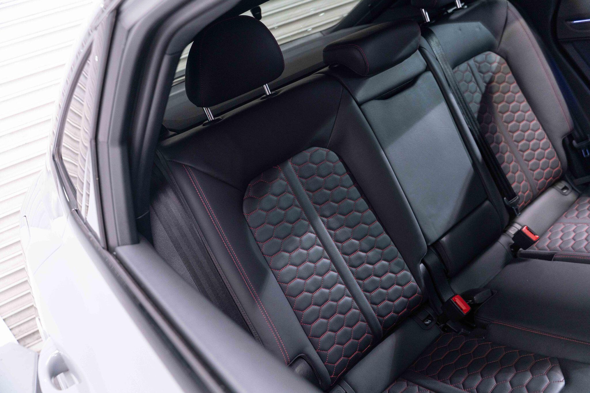 Audi RS Q3 - Image 20