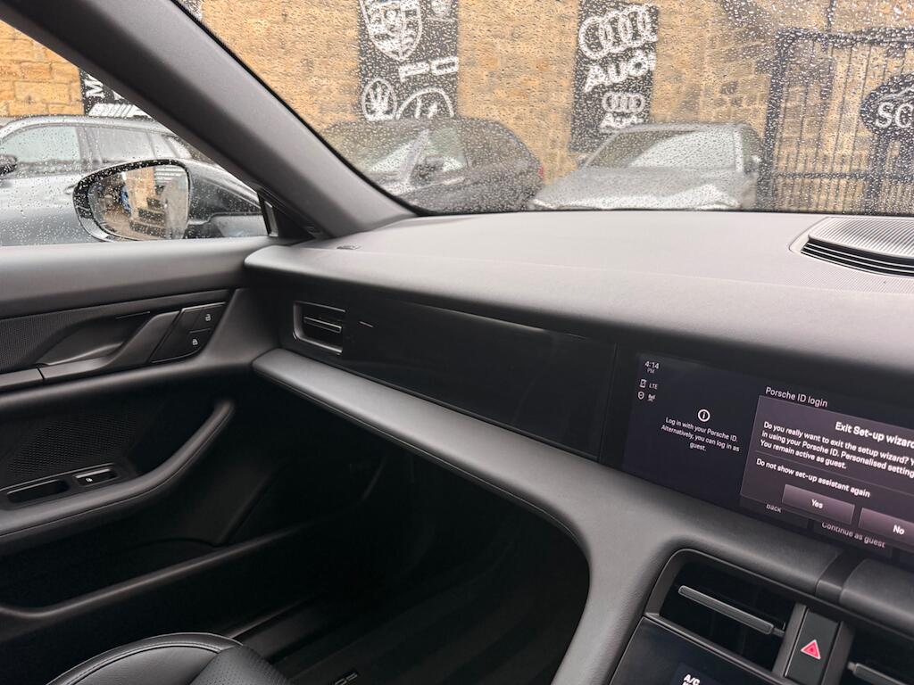 Porsche Taycan - Image 46