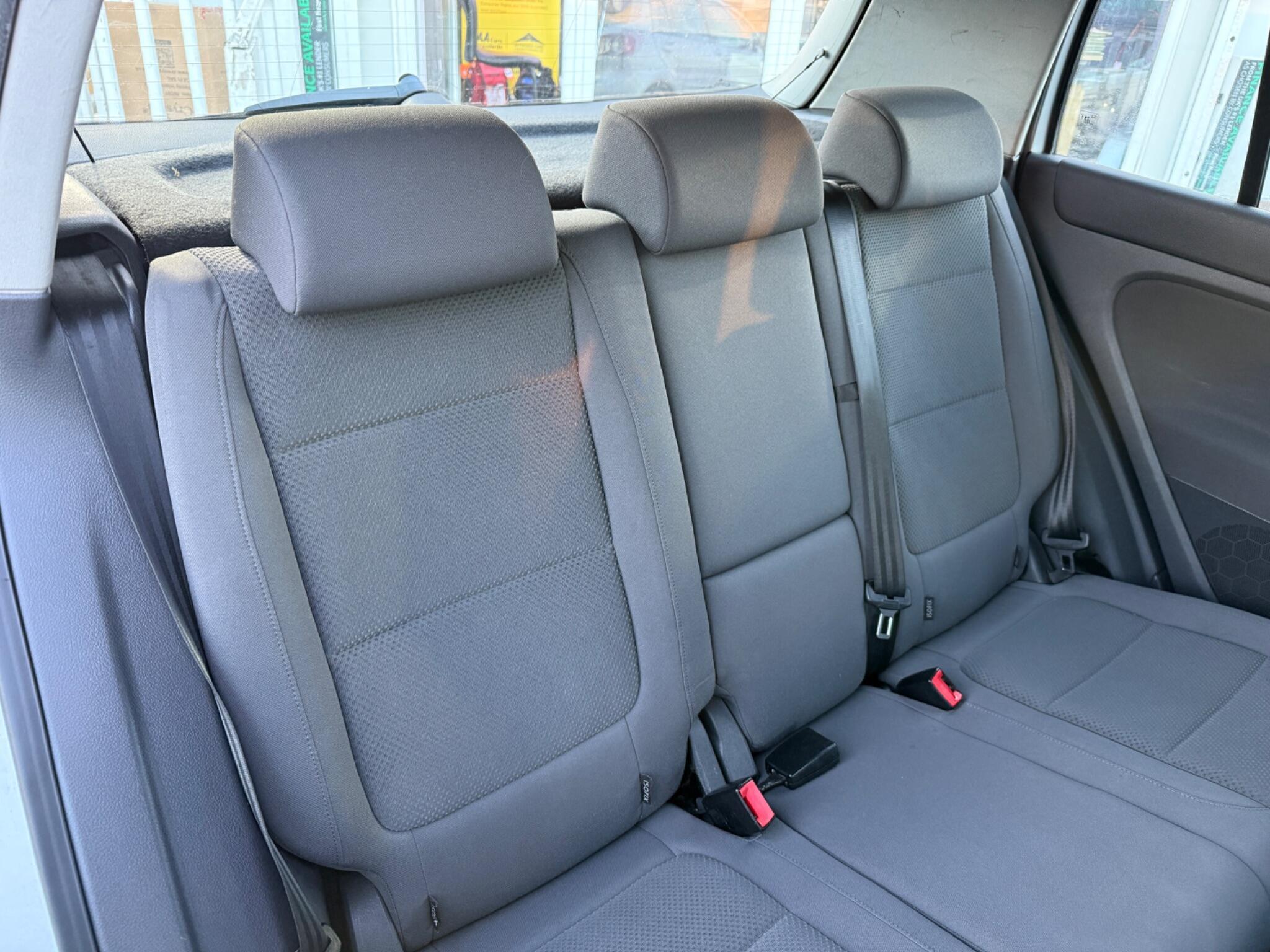 Volkswagen Golf Plus - Image 28