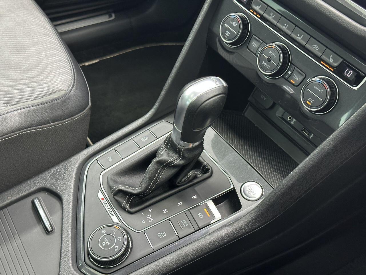 Volkswagen Tiguan - Image 34