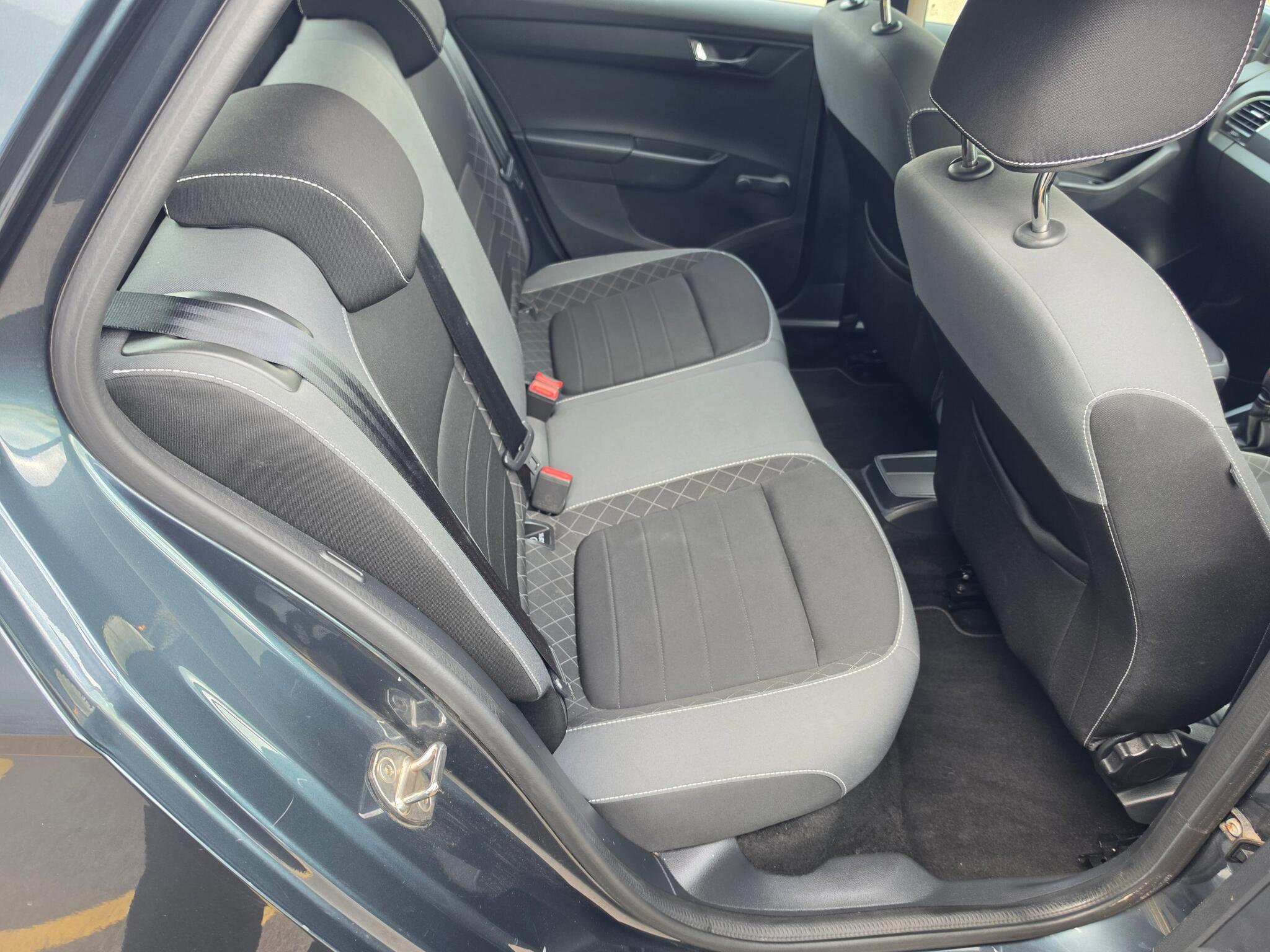 Skoda Fabia - Image 18
