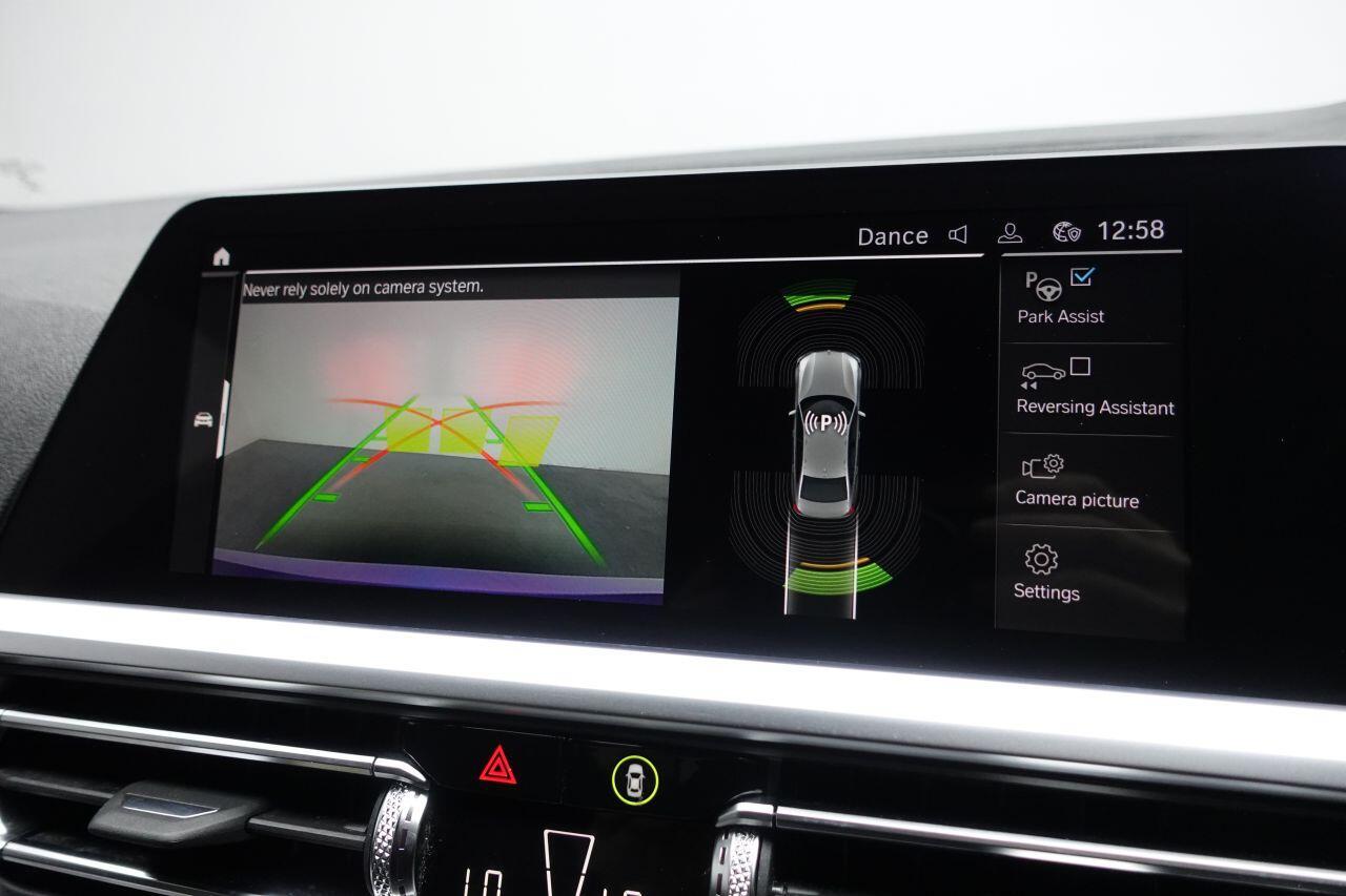 BMW 3 Series - Image 28