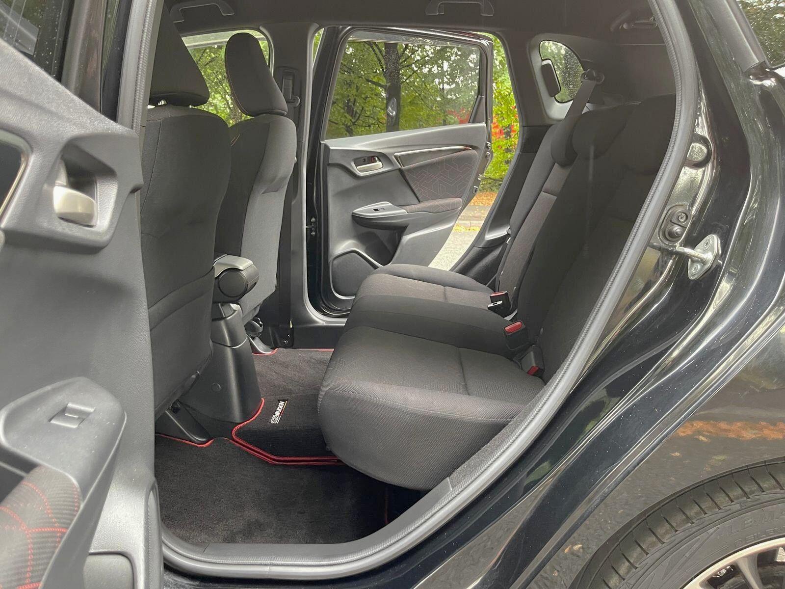 Honda FIT - Image 29