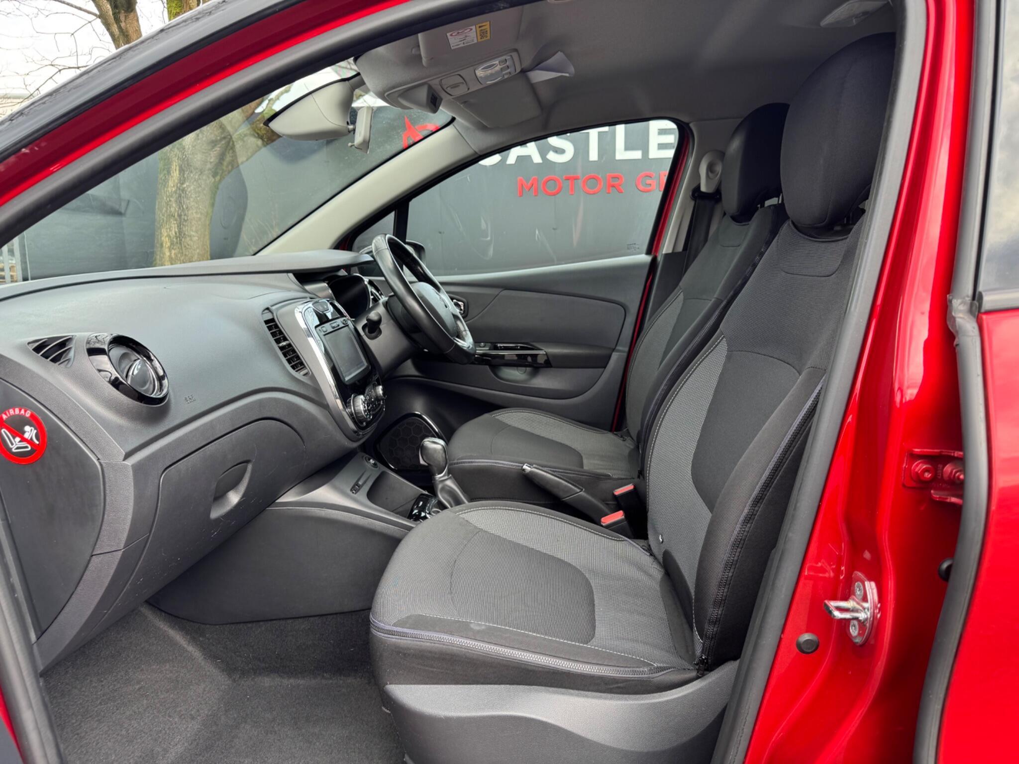 Renault Captur - Image 26