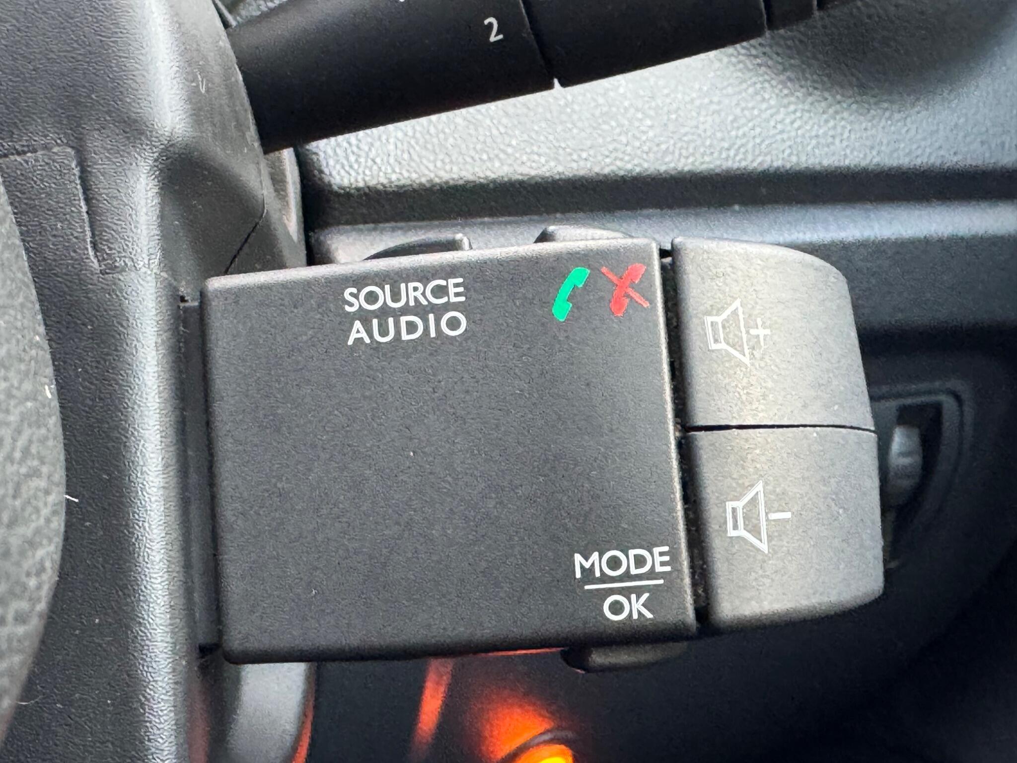 Renault Captur - Image 3