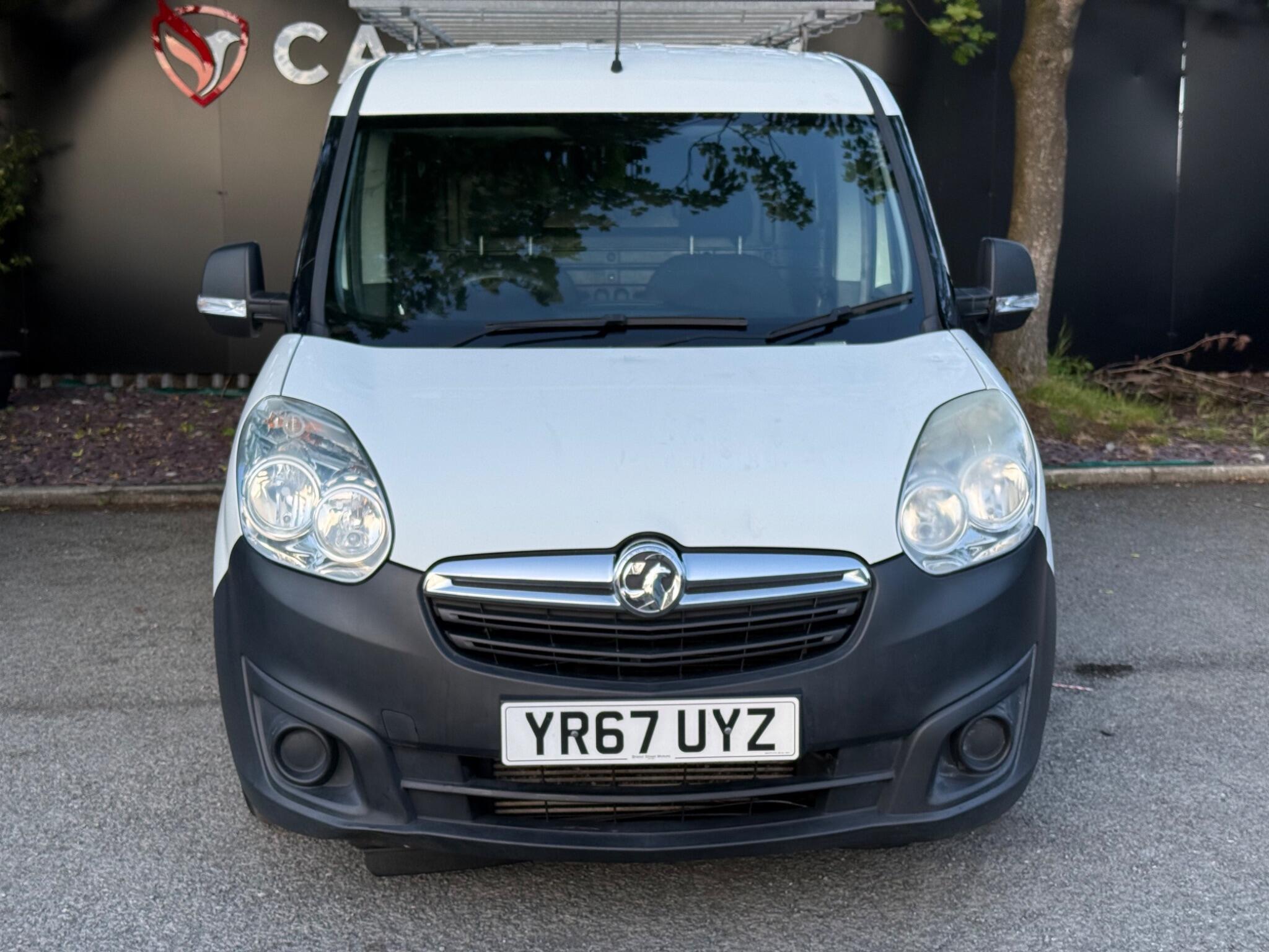 Vauxhall Combo - Image 5