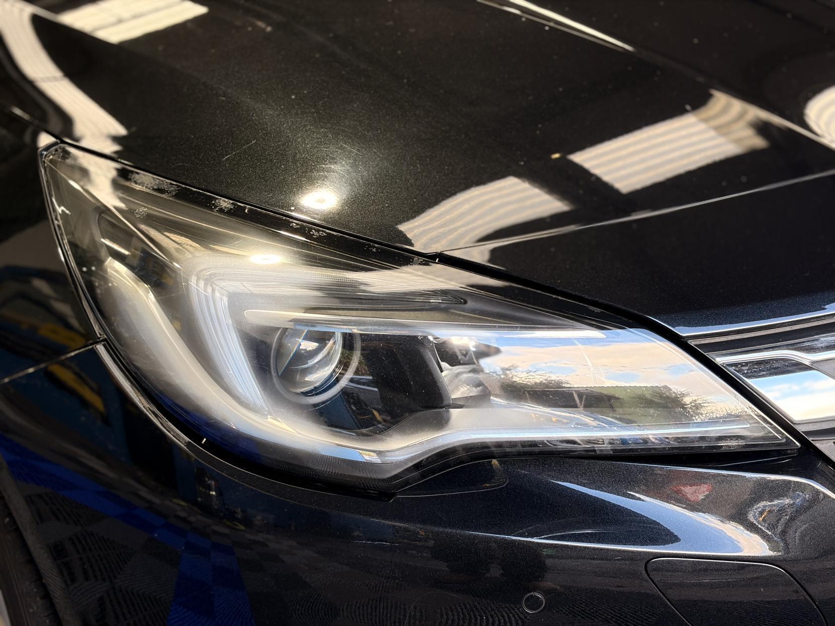 Vauxhall Astra - Image 10