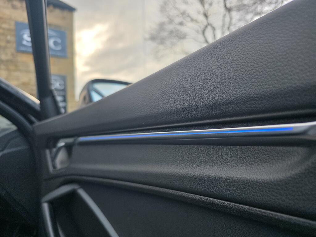 Audi RS Q3 - Image 30