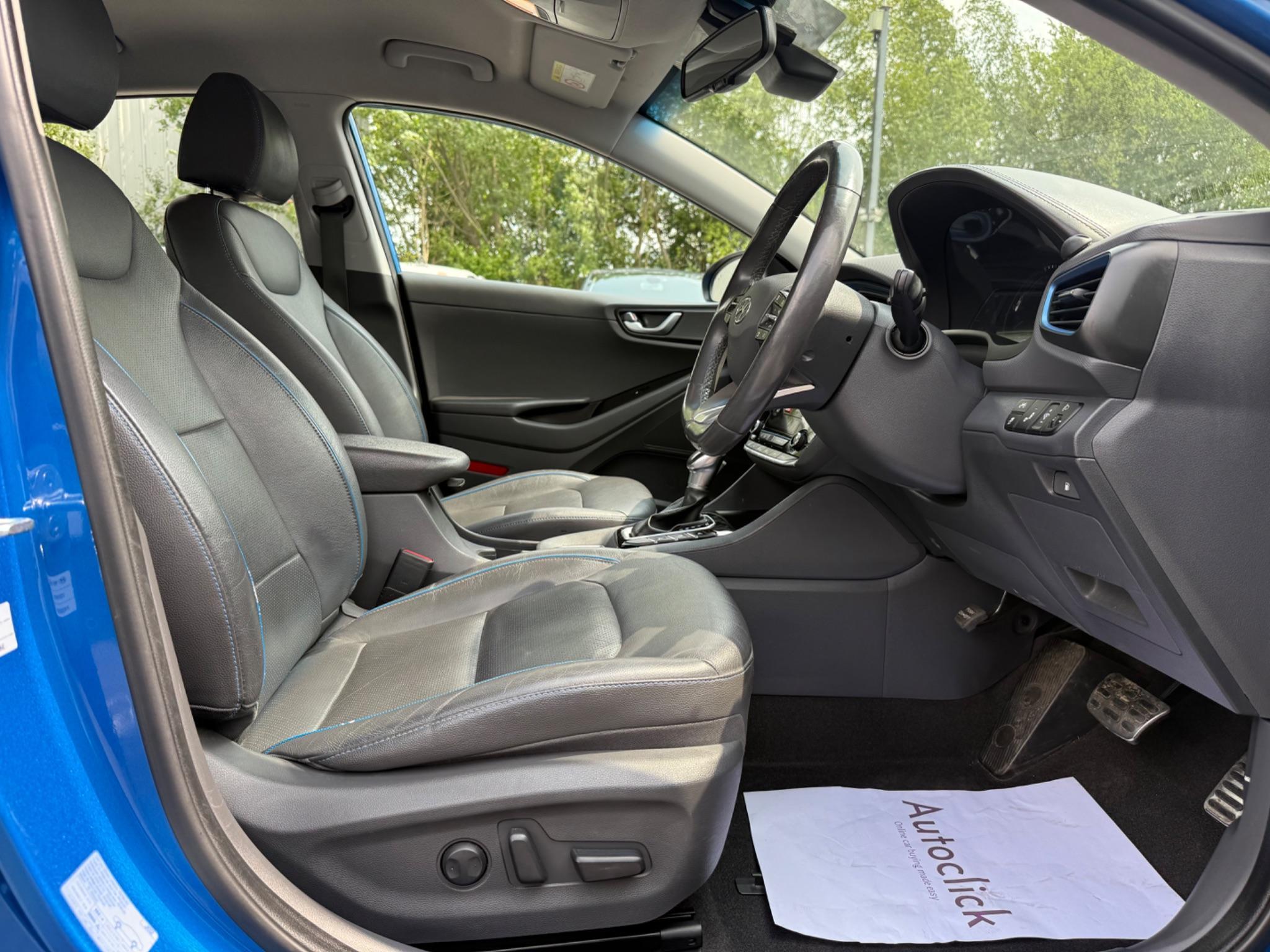 Hyundai Ioniq - Image 26