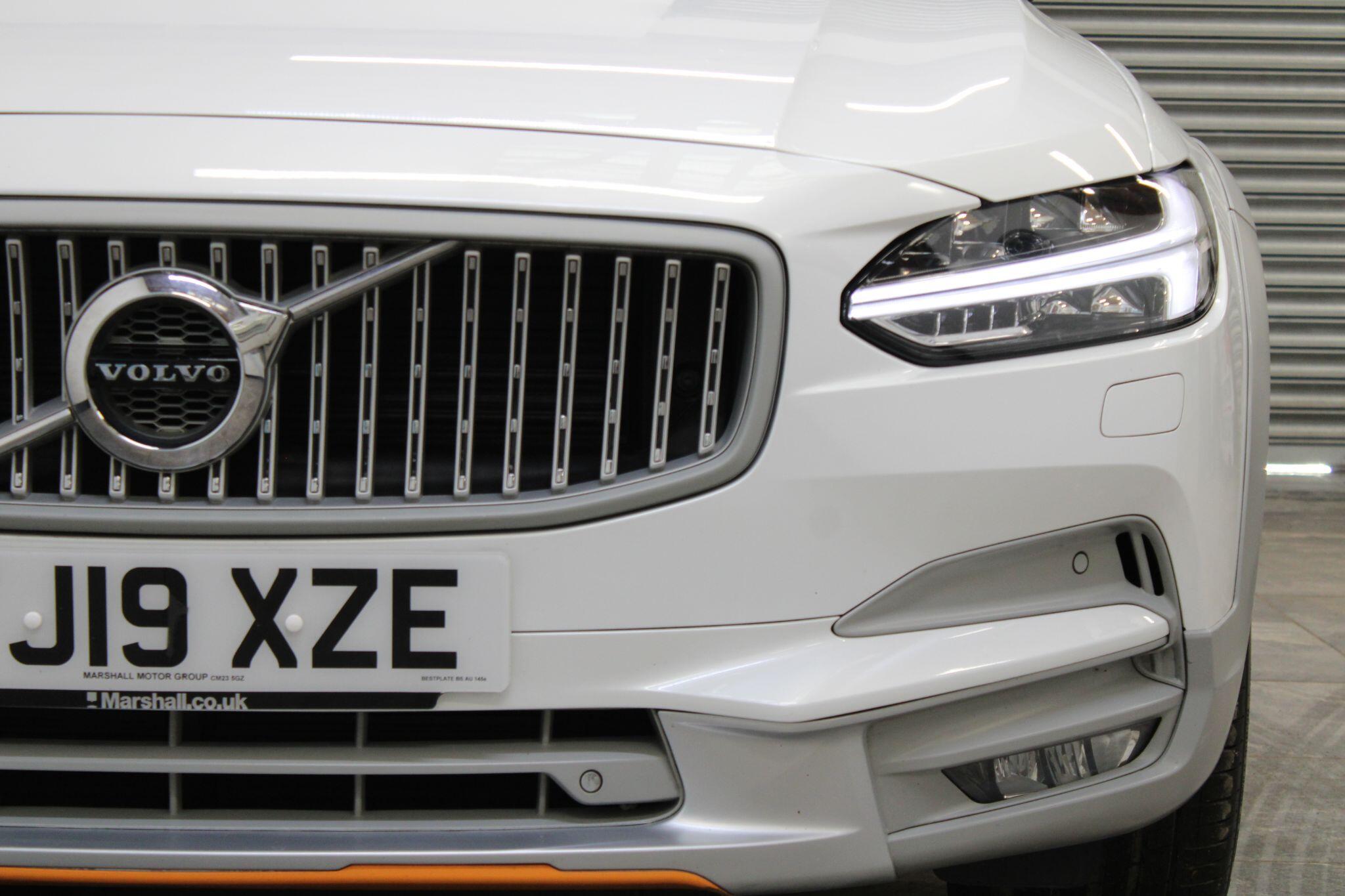 Volvo V90 CROSS COUNTRY - Image 29