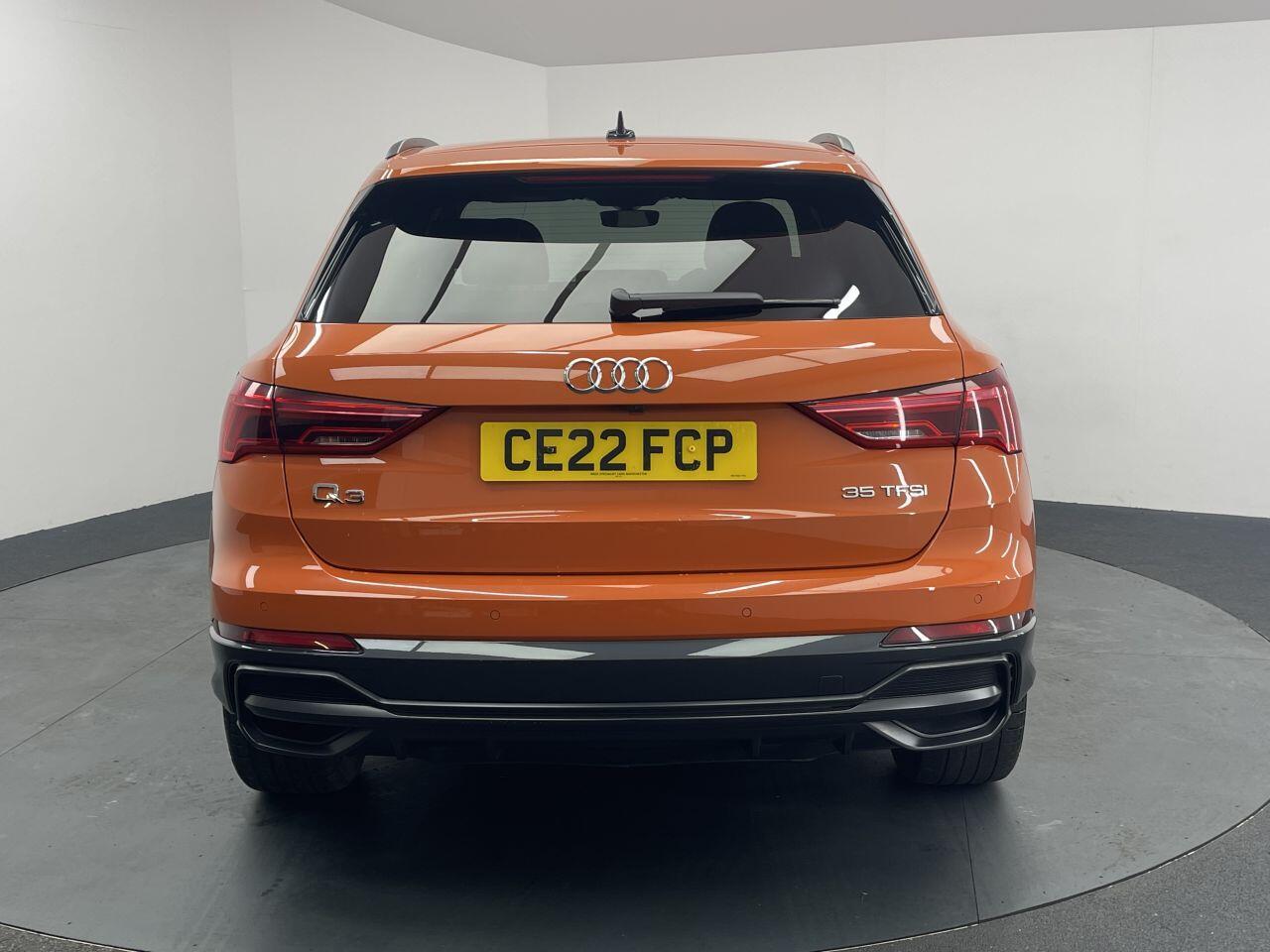 Audi Q3 - Image 10
