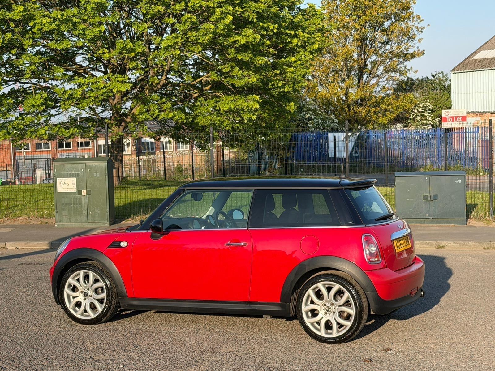 MINI Hatch - Image 9
