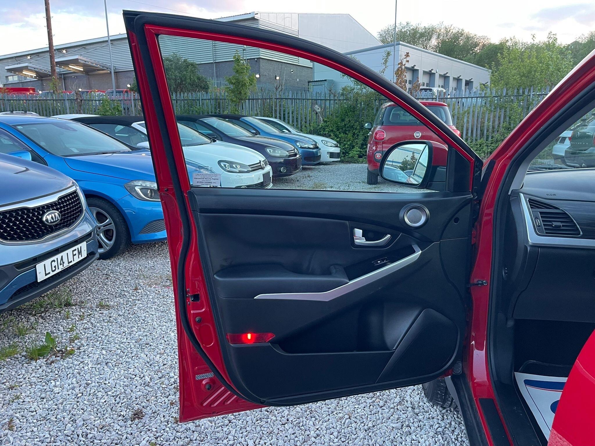 Ssangyong Korando - Image 17