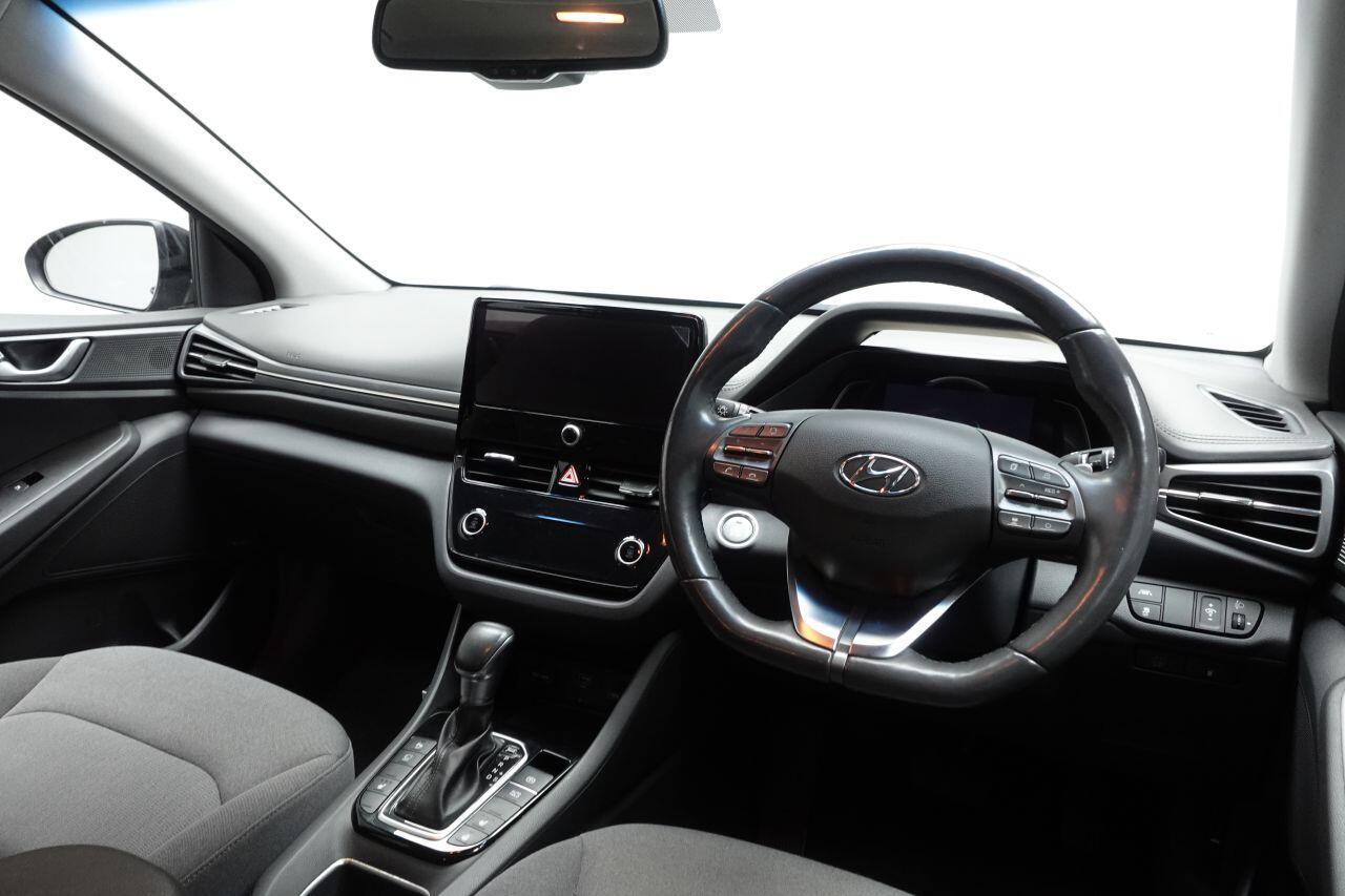 Hyundai Ioniq - Image 15
