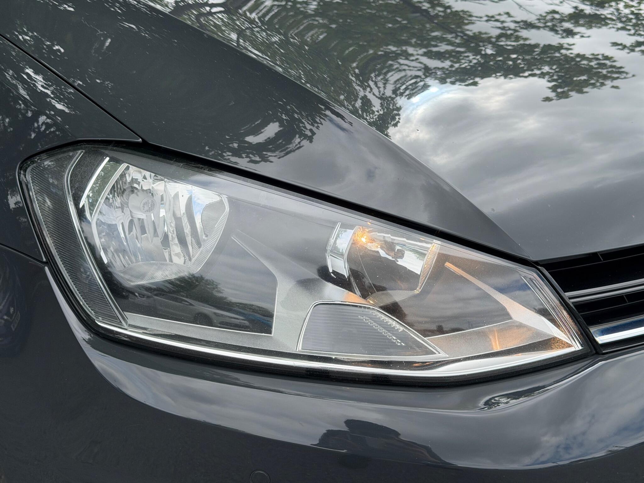 Volkswagen Golf - Image 4