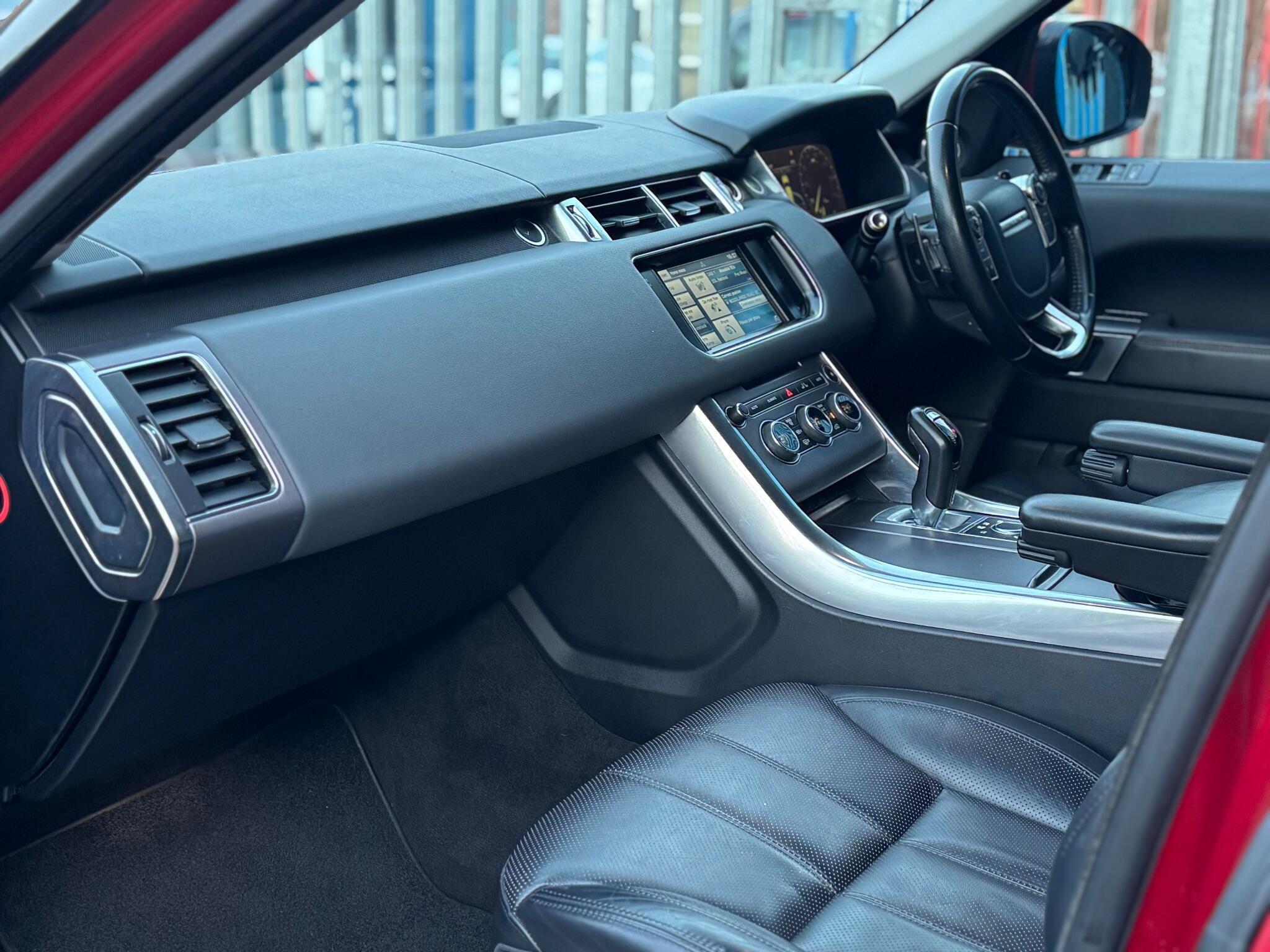 Land Rover RANGE ROVER SPORT - Image 27